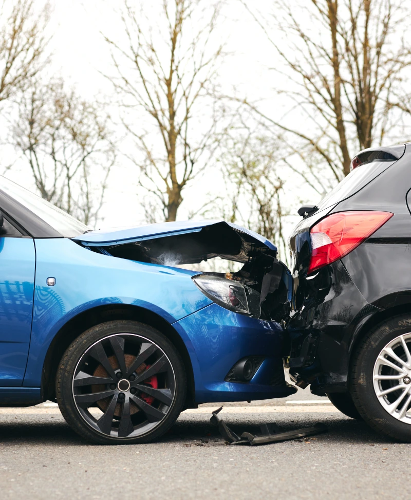 Unfallgutachter bei Autounfall